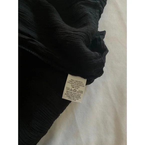 Blush Maternity Dress Medium Black Ruffle Hem‎ Short Sleeve Smocked - Picture 4 of 8